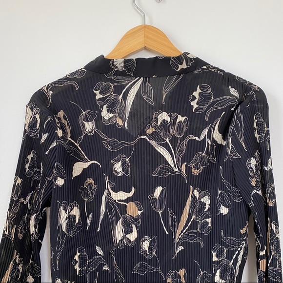 NWT George Pleated Oriental Floral Button Up Large - Picture 6 of 8